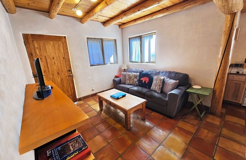 Arroyo Seco House | Casita Luminosa Roof Top Deck Los Altos Clubhouse indoor pool -tennis court