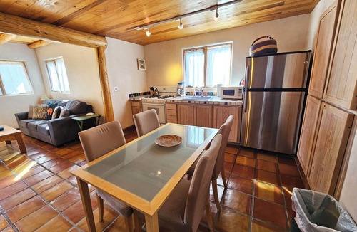 Arroyo Seco House | Casita Luminosa Roof Top Deck Los Altos Clubhouse indoor pool -tennis court