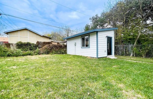 Northwest Los Angeles Heights Apartment | Casita -Mins to Downtown! Serene at Santa Monica