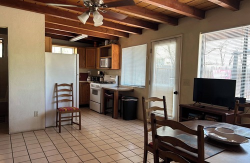Tanque Verde Cabin | CASITA ON 10.5 ACRE GUEST RANCH, POOL! Full Kitchen, BBQ, Private Yard, Firepit