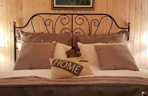 Velika Plana House | Casita Stella at luxury nature resort at the heart of the wilderness