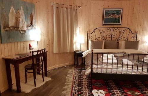 Velika Plana House | Casita Stella at luxury nature resort at the heart of the wilderness