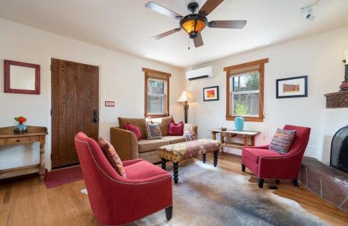 South Capitol House | Casita Zorro