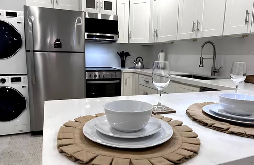 Coral Way Apartment | Casitas at Coconut Grove