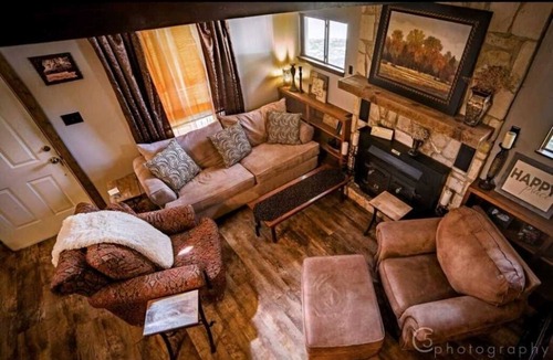 Pipe Creek House | Casitas at Madrona Ranch - Homestead