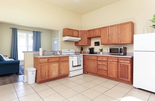 Five Points Apartment | Casitas De San Pedro| RiverWalk| Free Parking