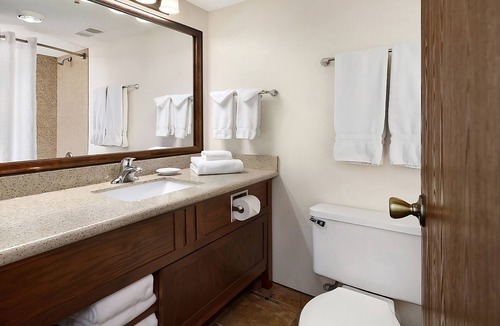 Casper House | Casper Getaway! 2 Convenient Units, Free Breakfast, Indoor Pool, Bar