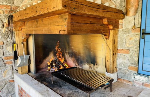 Sucici Villa | CASSA SOTTO LA GROTTA