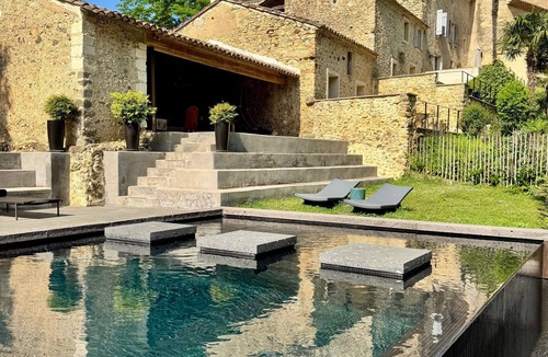 Lieuran-les-Beziers House | Cassandre Room with Shared Pool, Garden, Wi-Fi, and Breakfast Included
