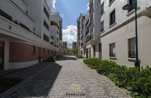 Chessy Apartment | Cassassiens Chénelette - T2 - 5min DisneyLand