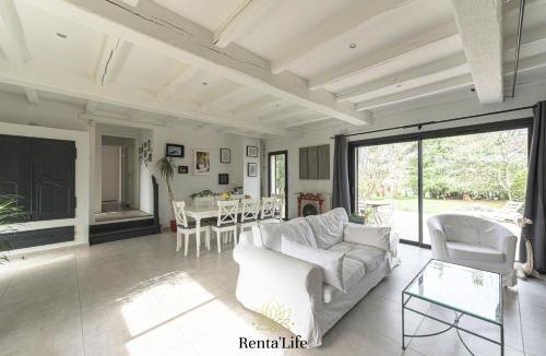 Chessy House | Cassassiens Reneuves - Maison T4 - 7min DisneyLand