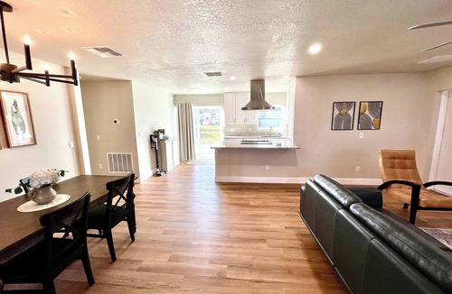 Casselberry House | Casselberry Commons 2/2