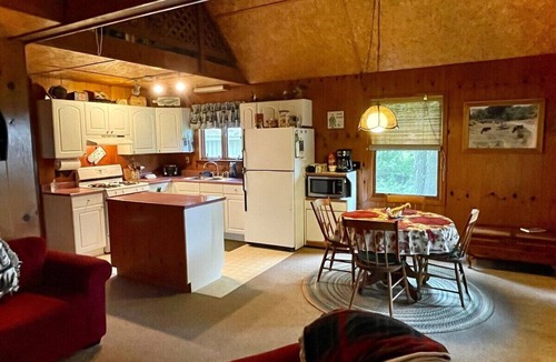 Town of Macomb Cabin | Cassetta's View - Hickory Lake N.Y.