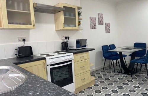 Cannock House | Cassia, 3 Bedrooms, Sleeps 5