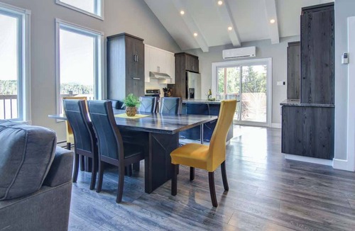 Saint-David-de-Falardeau Ski Chalet | Cassiopée | Tavata Chalets | Spa et nature