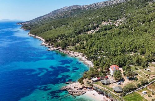 Jelsa Resort | Cast Away - Eco Resort
