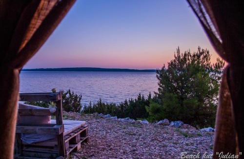 Jelsa Resort | Cast Away - Eco Resort