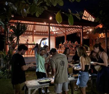 Mushroom Bay Hostel | Castaway Island Hostel