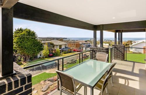 San Remo House | Castaway Views