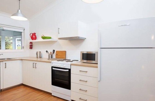 Soldiers Point House | Castaways, 36 Cromarty Road - Beachfront house