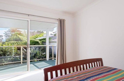 Soldiers Point House | Castaways, 36 Cromarty Road - Beachfront house