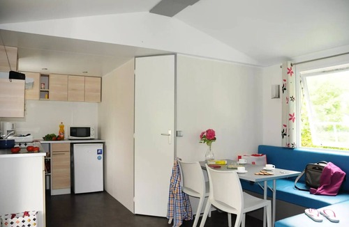 Sainte-Catherine-de-Fierbois House | Castel Camping Parc de Fierbois * - Mobile home - 2 bedrooms - 1 bathroom - Classic 4 people