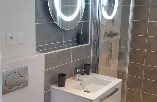 Bayeux House | Castel Bayeux Guesthouse