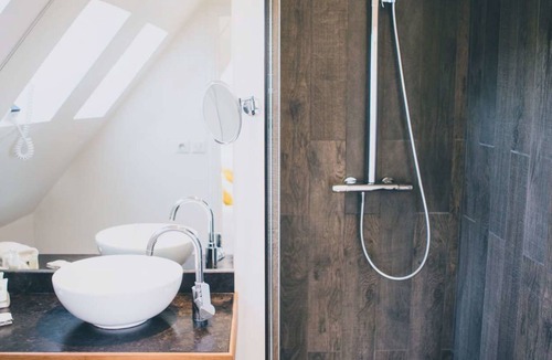 Morey-Saint-Denis Hotel | Castel de Tres Girard