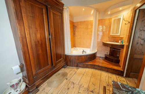 Saint-Barthelemy-dAgenais Bed & Breakfast | Castel La Fabrik'Créative