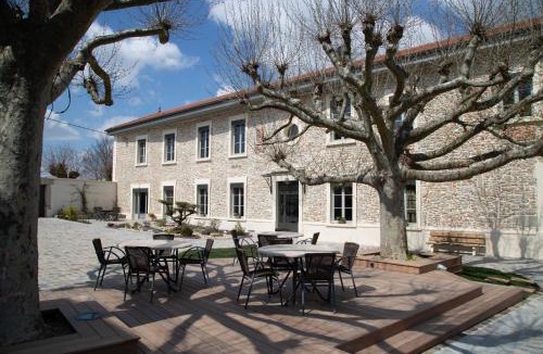 Maubec Bed & Breakfast | Castel serein