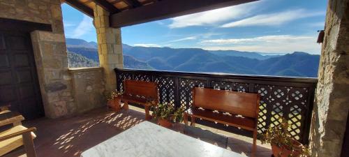 Llaes House | Castell de Llaés