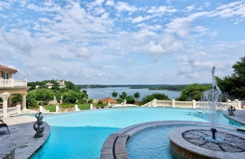 Marble Falls House | Castello Sul Lago on Lake Travis