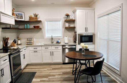 Osceola House | Caster, Steel Bend Guest Houses: Caster