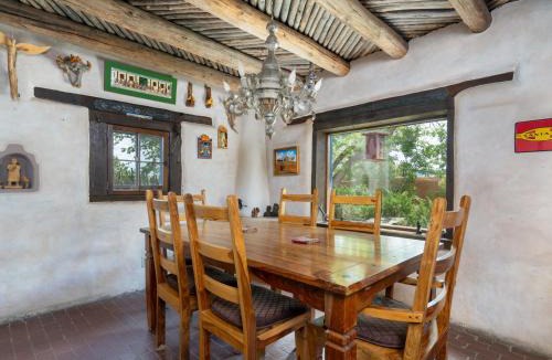 Santa Fe House | Casters Retreat