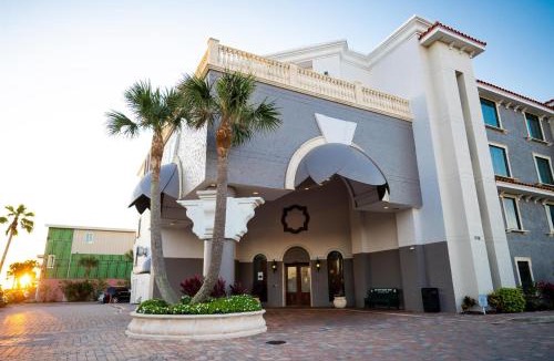 St. Augustine Beach Hotel | Castillo Real St Augustine Beach,Tapestry Collection Hilton