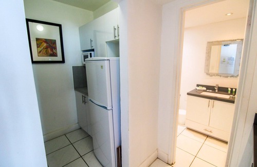 Mid Beach Condo | Castle 515 Studio BayView with Pool and Direct Beach Access, Free Parking
