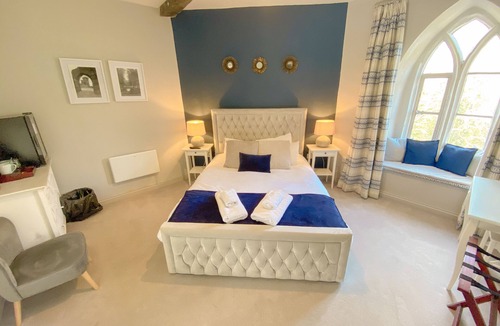 Sibford Gower Hotel | Castle at Edgehill