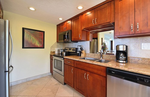 Naalehu House | Castle at Hale Kama'oa