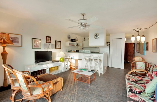 Kaunakakai Condo | Castle at Moloka'i Shores