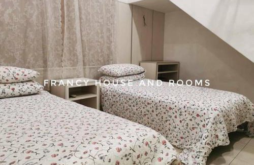 Taman Pakatan House | Castle Bungalow In Bercham Ipoh