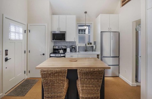 Overlook House | Castle Cottage