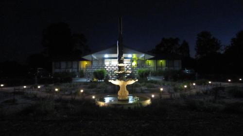 Euroa Hotel | Castle Creek Motor Inn Euroa