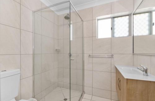 North Ward Hotel | Castle Crest Motel