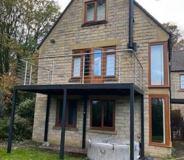 Bolton Villa | Castle De Annis