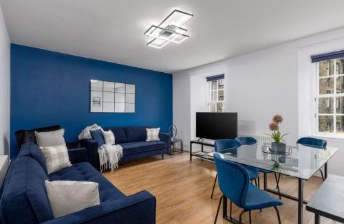 Dalavich Apartment | Castle Esplanade Apartment