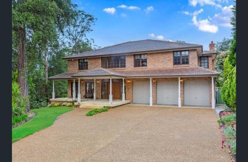 Castle Hill Apartment | Castle Hill a cozy little inn