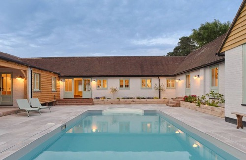 Crowborough House | Castle Hill Cottage