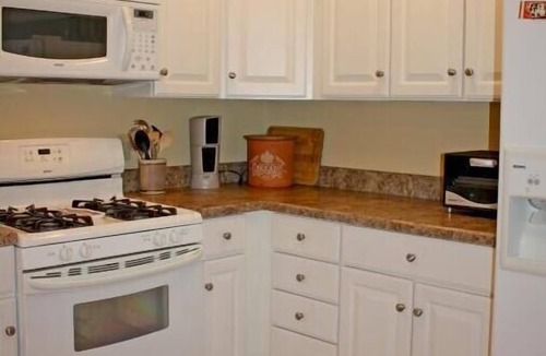 Cavendish Condo | Castle Hill Resort Condo (with on-site Aveda Spa)