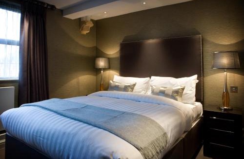 Lincoln Hotel | Castle Hotel & Apartments