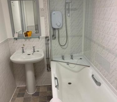 Devizes Hotel | Castle Hotel